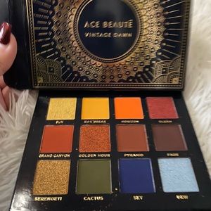 Ace Beaute - vintage dawn palette